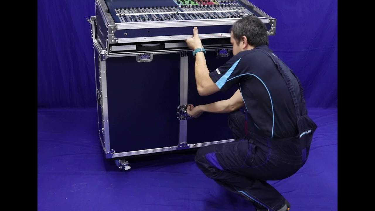 CASE GABINETE  PARA  MESA SOUNDCRAFT  EXPRESSION Si 3