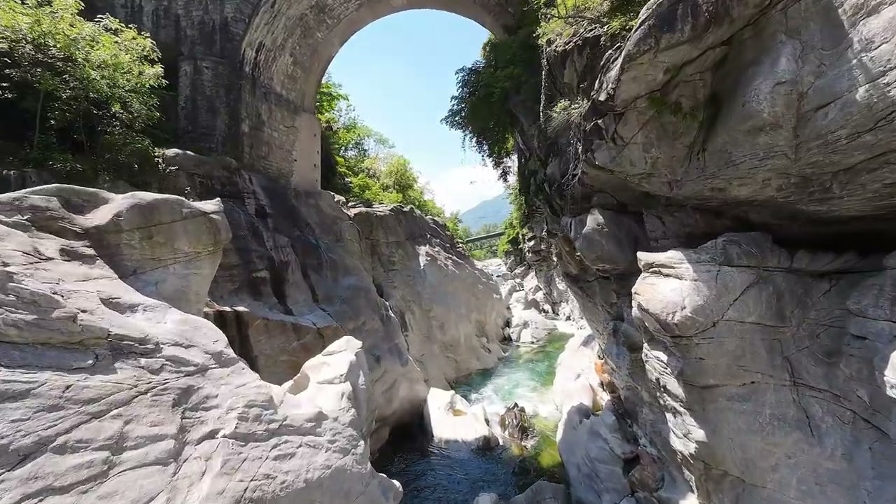 Ponte Brolla, Schweiz Mai 2024