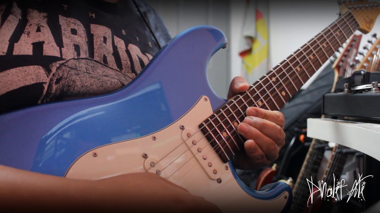 Dhalif Ali Suhr Classic String Ballad