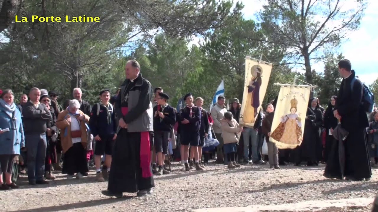 Le pèlerinage à Cotignac