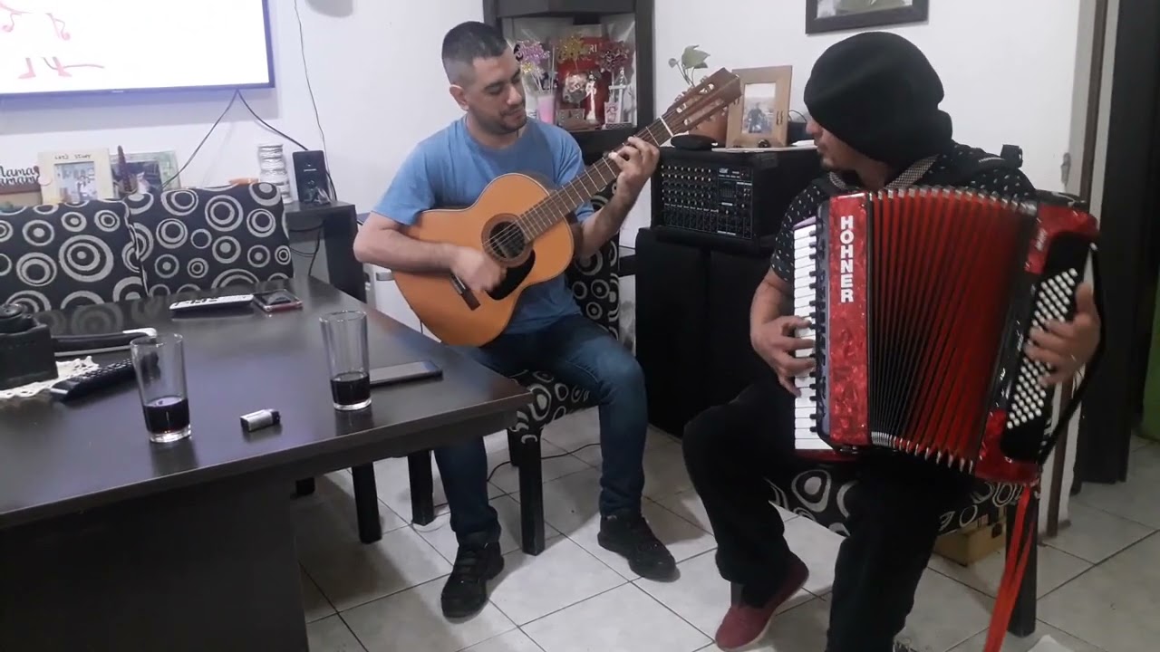 Javi  Sandoval  y  Ariel Millain...