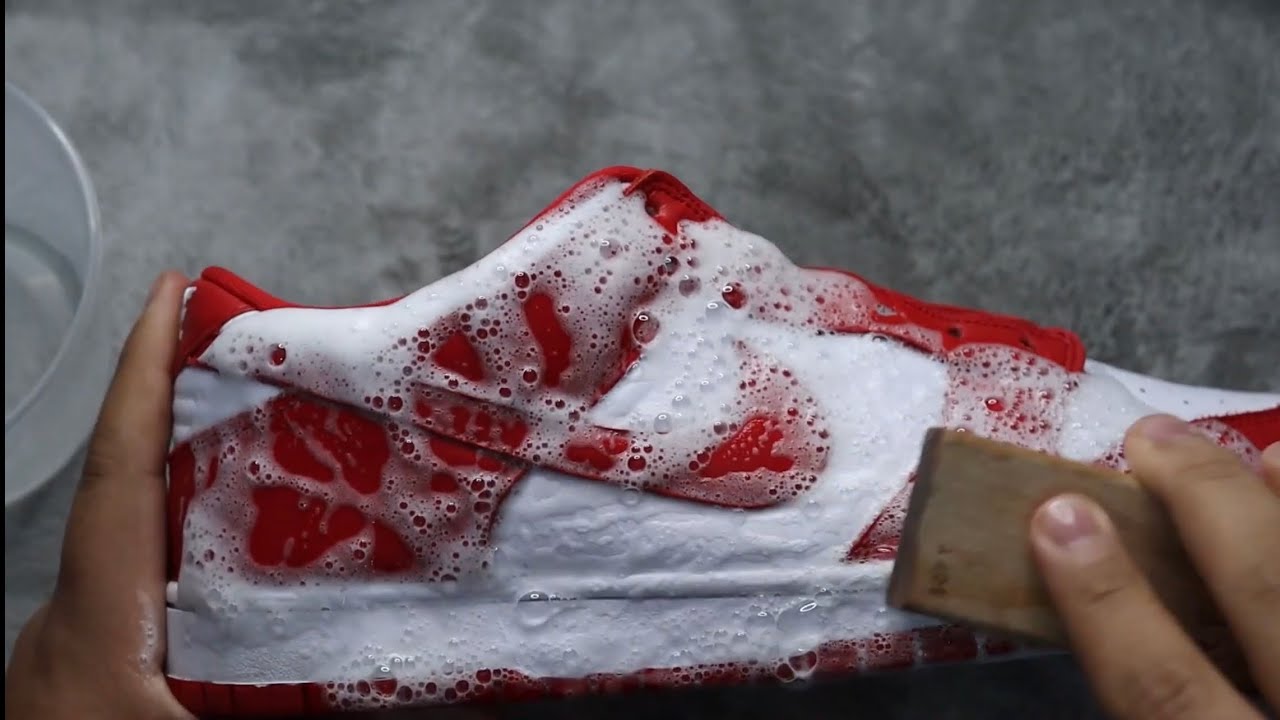 ASMR | Cleaning Your Nike Dunk Lows (No Talking, Scrubbing, Rubbing)