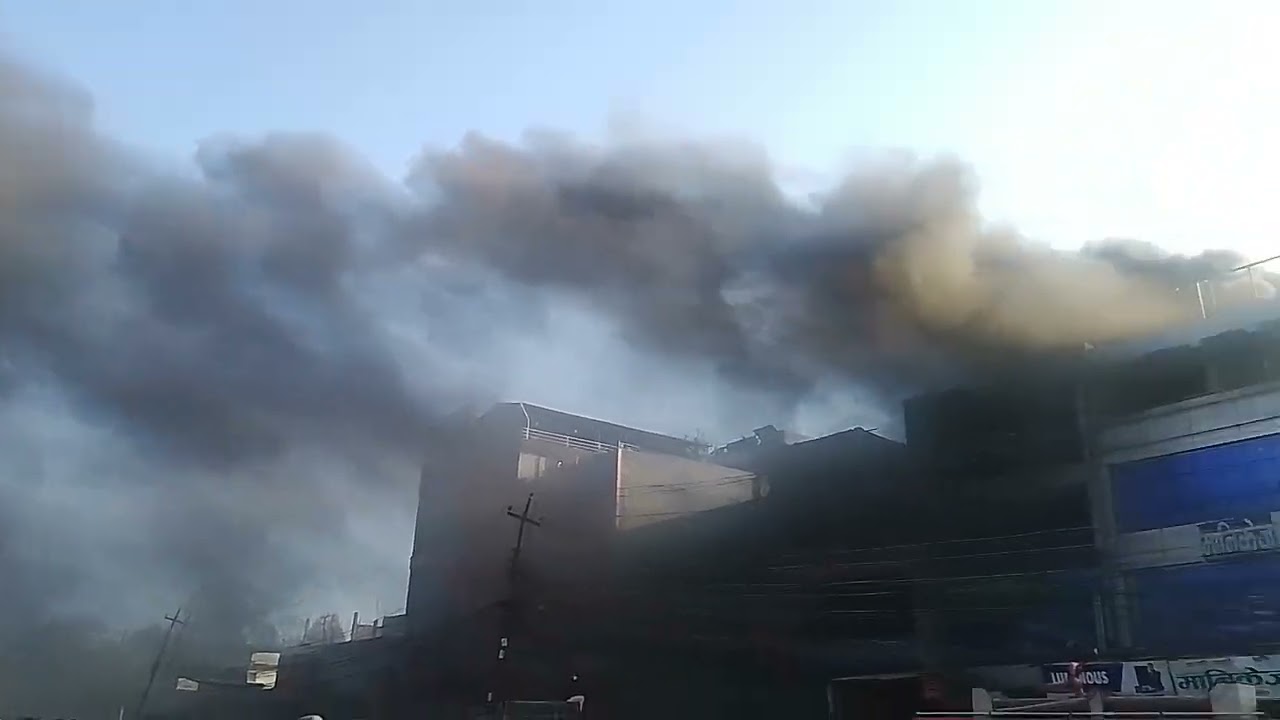 Oh my God 😮 Huge Fire 🚒🔥