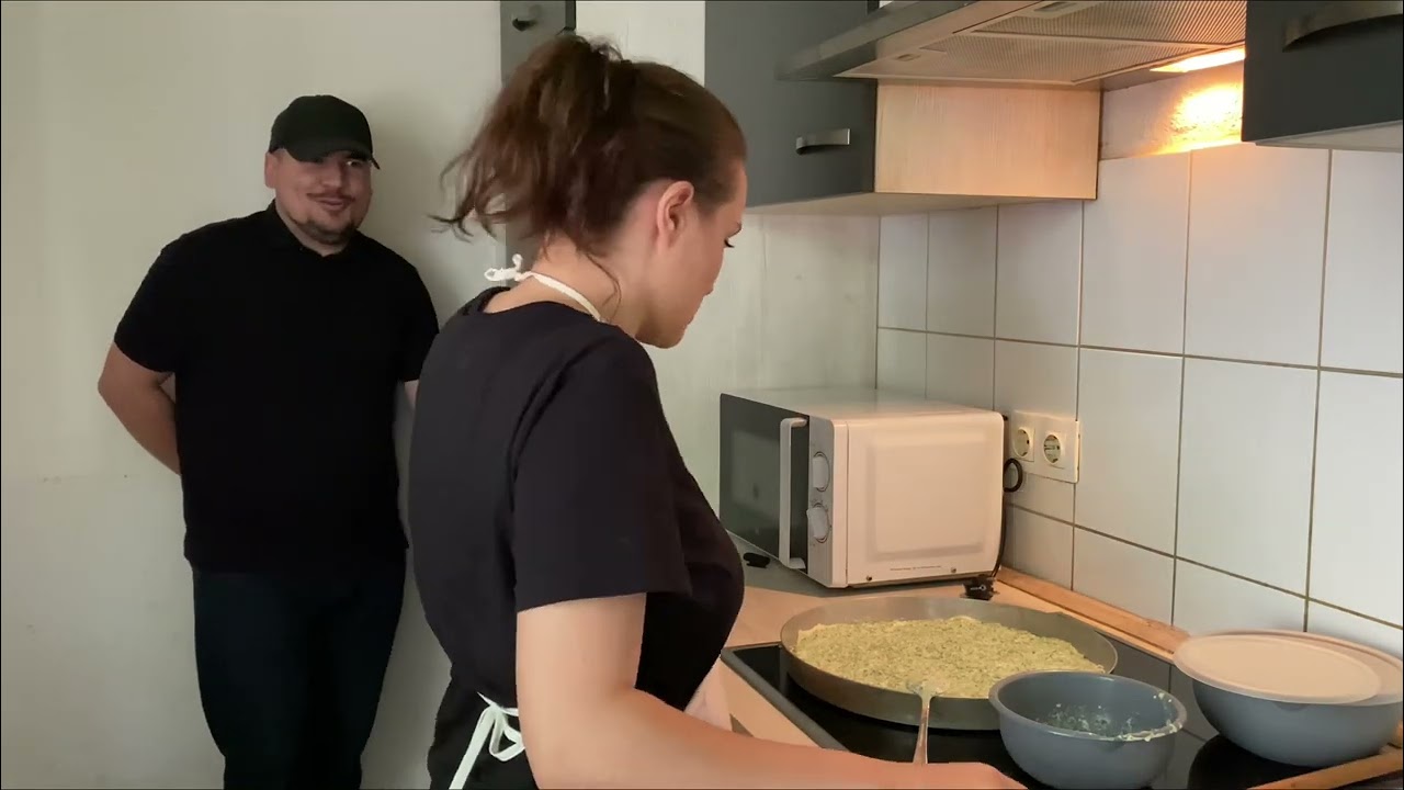 Xhela & Linda - Motra po vjen ( Humor )