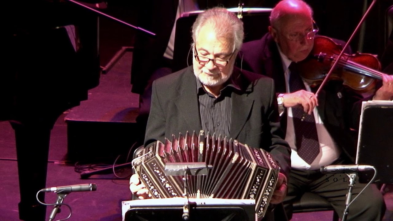 OBLIVION Astor Piazzolla interpretado por Néstor Vaz