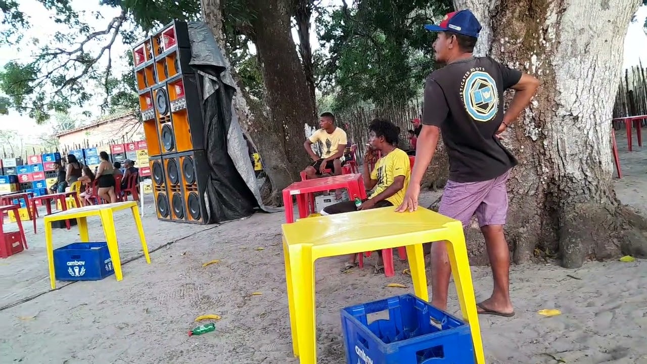 Festejo de  todos os  santos   em prata  icatu  com a mega  brisa do  som