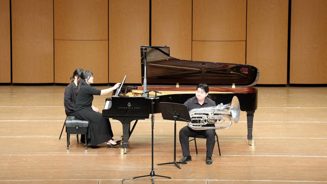 Concerto for Tuba and Piano - Edward Gregson
