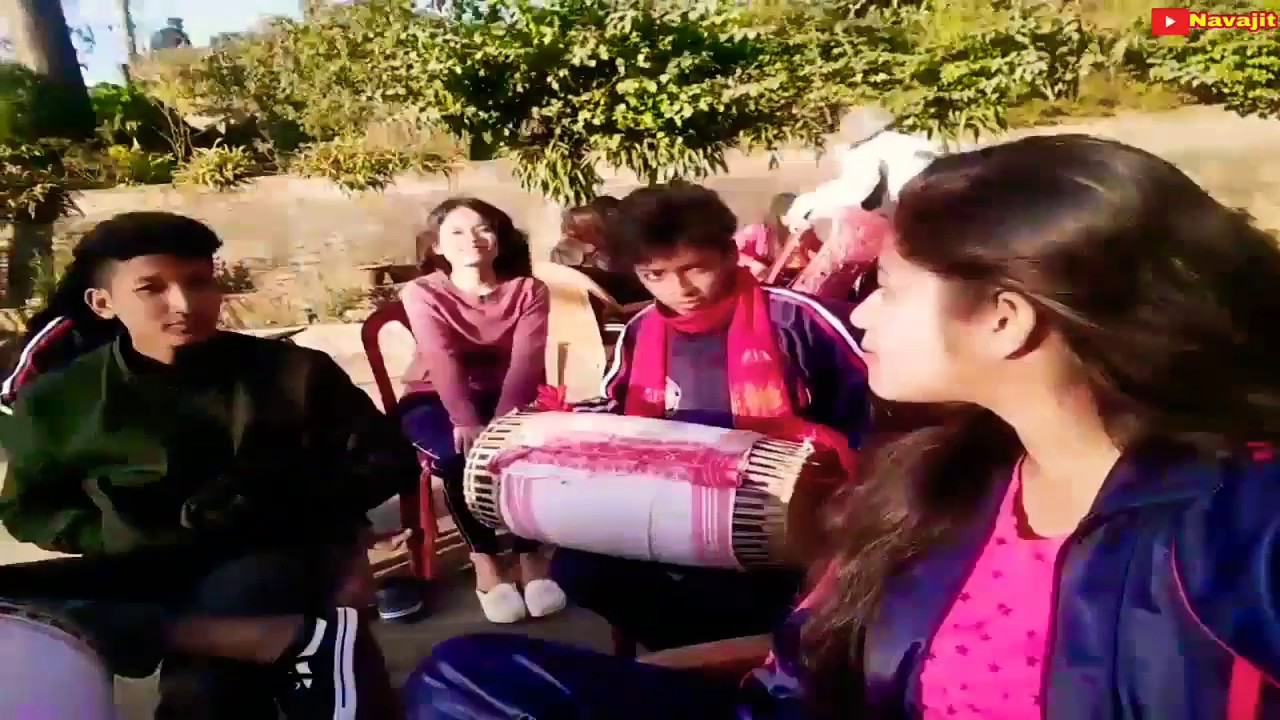 Baro ma se tero phool phoole