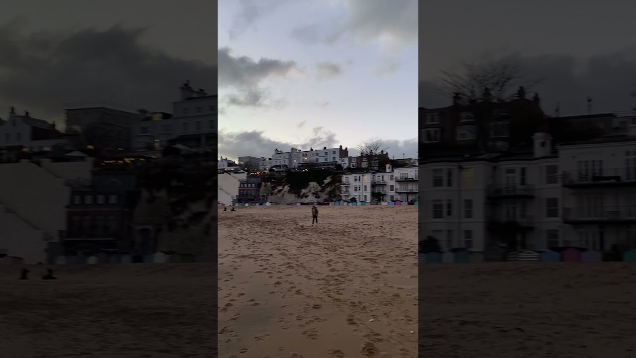 Viking Bay Beachfront Broadstairs Kent Christmas Eve Beach Sea Sunset Sky View United Kingdom