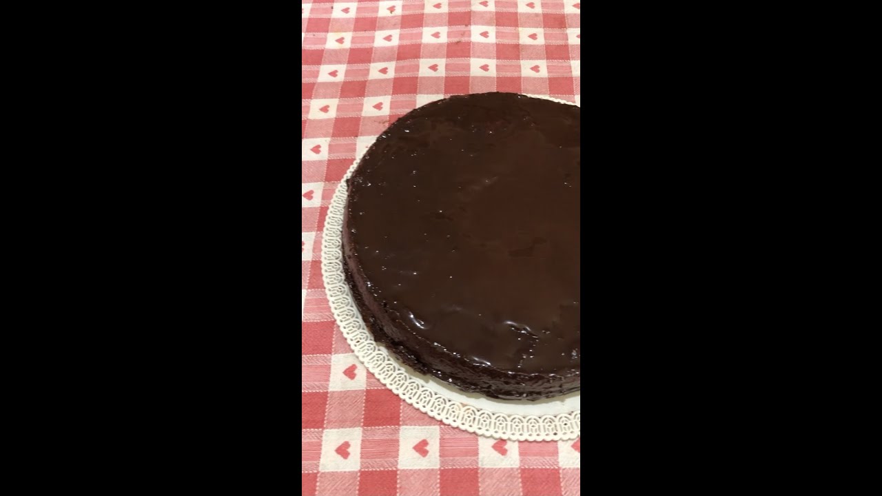 La torta Sacher pi&ugrave; deliziosa mai assaggiata! #RicettaFacile