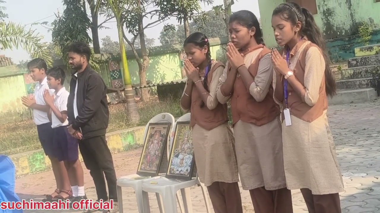 Har school me hona chahiye prarthana k pahele.#school #schoolprayer #schoolprogrm #schoollife #dance