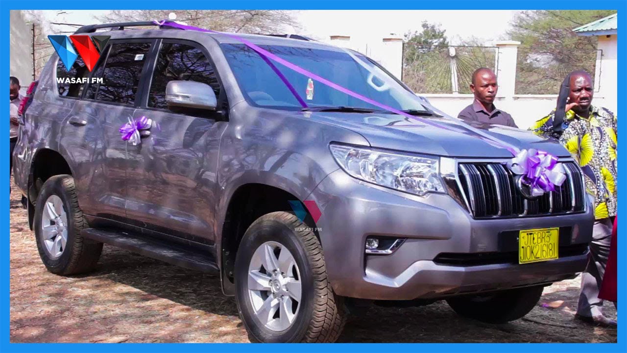 MKURUGENZI wa MBARALI APEWA GARI MATATA, RC MBEYA AMKABIDHI...