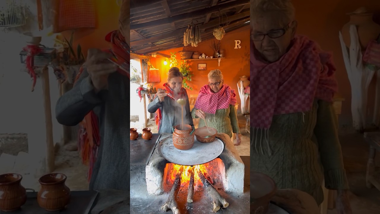 Ahora le toca al sabroso “ATOLE de PINOLE” original…gustan una tacita!! 🤠 