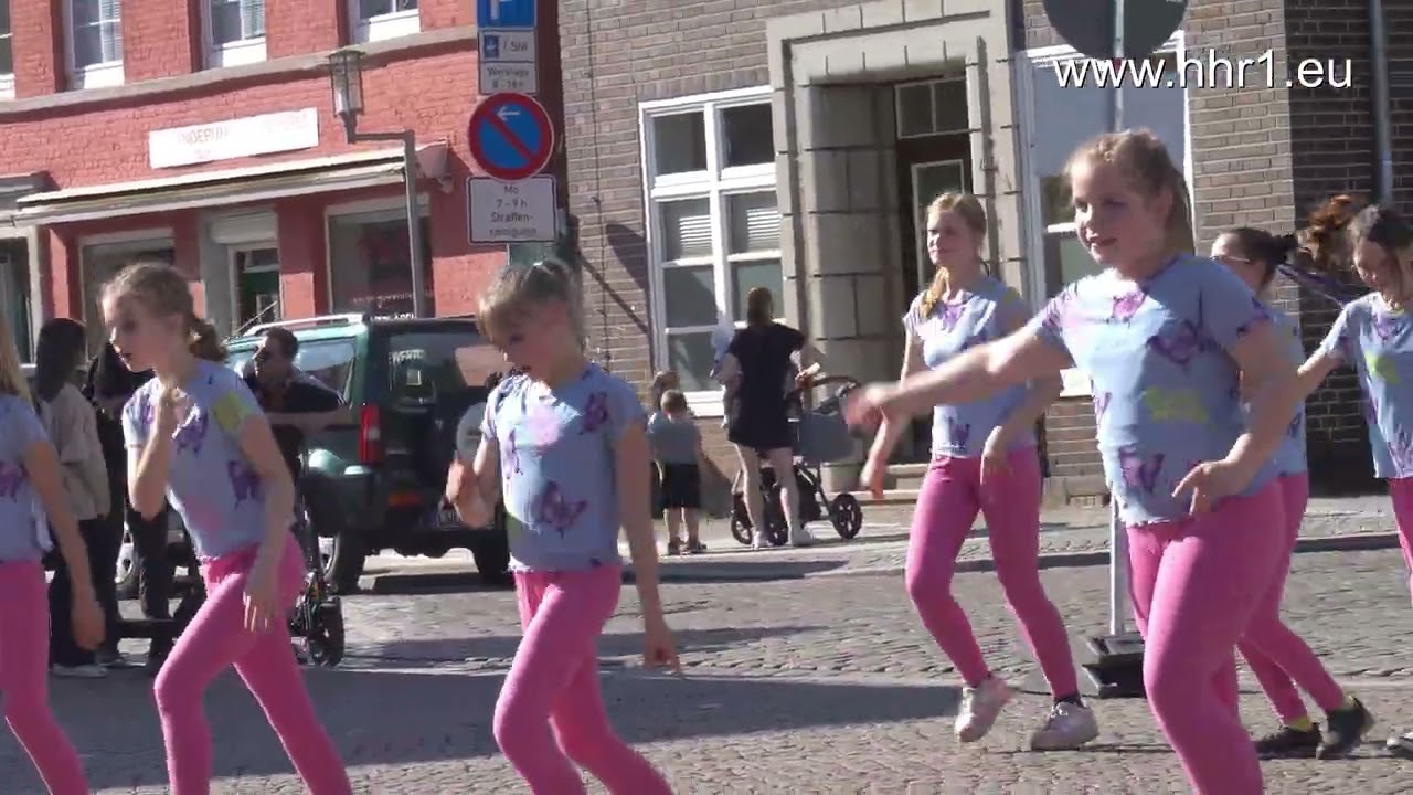 Maibaumaufstellung Boizenburg 2025 präsentiert von Redaktion NORDTV24 und HHR1 www hhr1