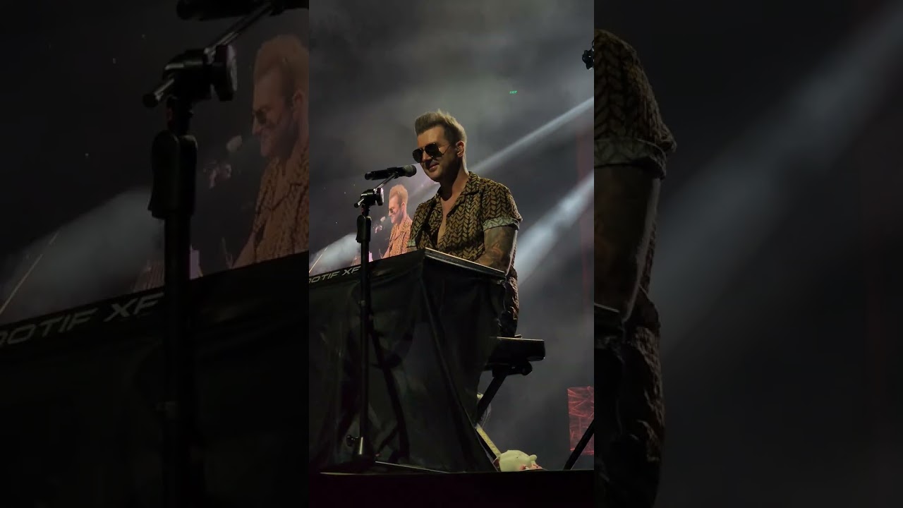 Stranger - Secondhand Serenade live in Manila (Playback Music Festival 2025)