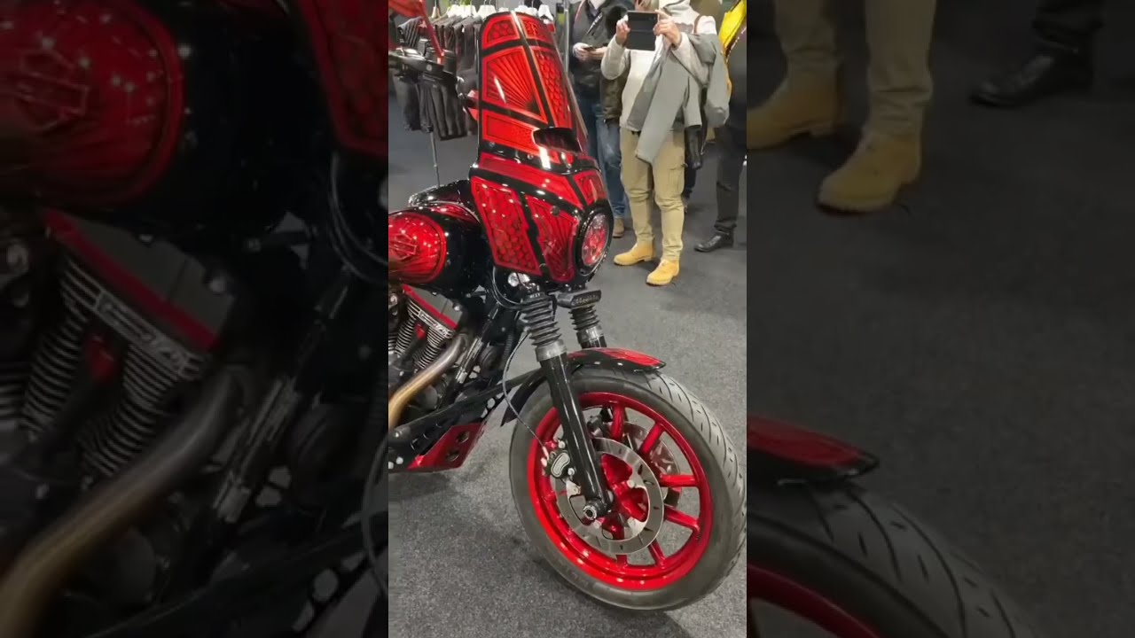 1st position 1st place for best clubstyle and THE AMERICAN CLUBSTYLE AND PERFORMANCE MOTORCYCLE SHOW