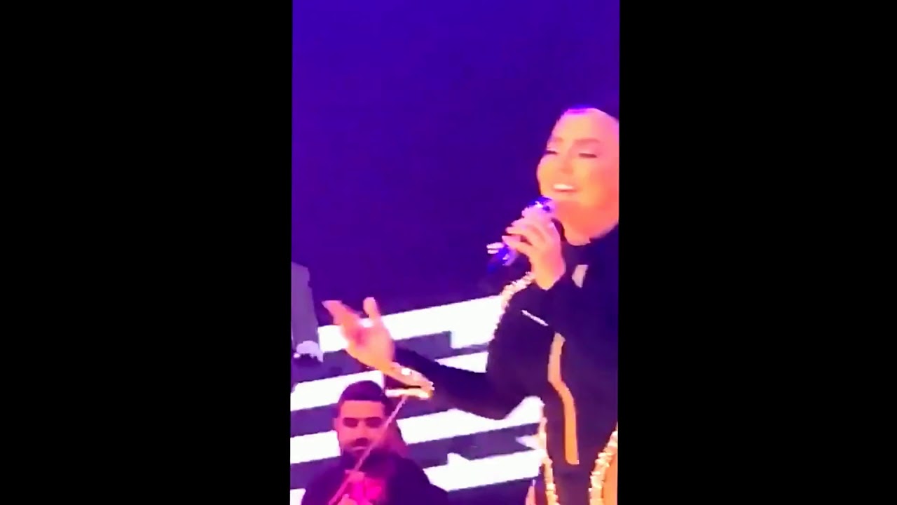 EBRU GÜNDEŞ 08.03.2020 ÖZEL GECE BENİ AL ONU ALMA RAKKAS AŞIKSIN