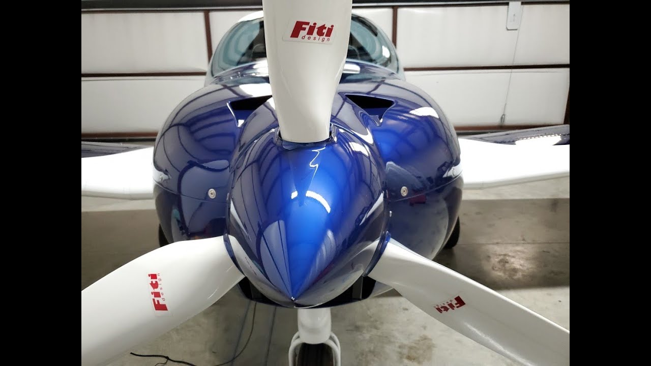 Landing my Bristell and taxiing right into my hangar.