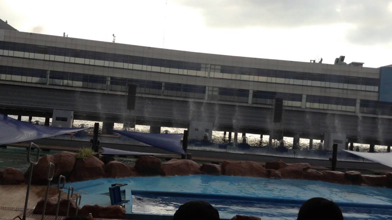 Manila Ocean Park Fountain Show