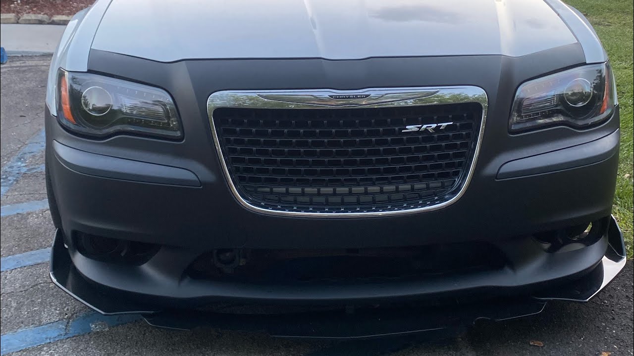 Day 1 of vlogin my rebuild Chrysler 300 srt8 