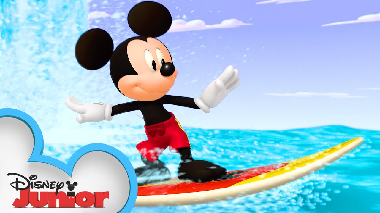 Surf's Up, Mickey! 🏄&zwj;♂️ | Mickey Mouse Hot Diggity Dog Tales | Disney Junior