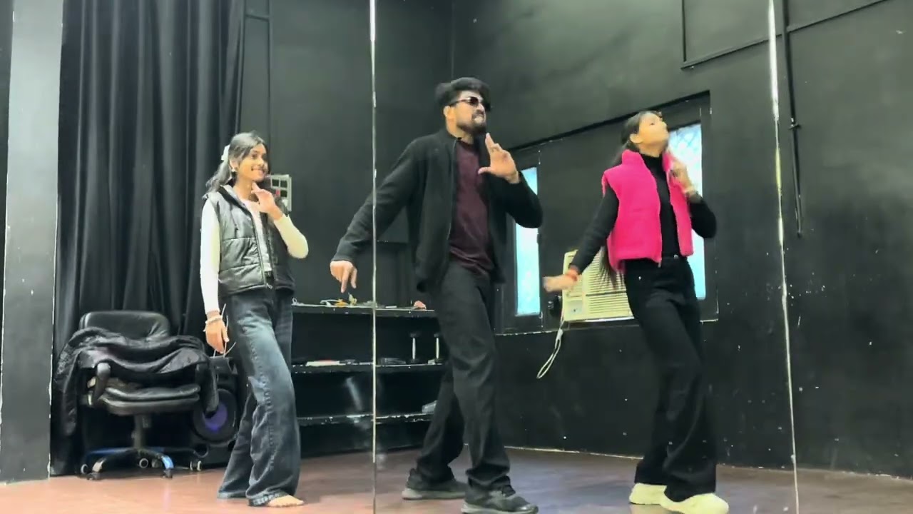 Chambal Ki Sherni Viral Dance Video | Dance With My Cuties | Instagram Viral Song 