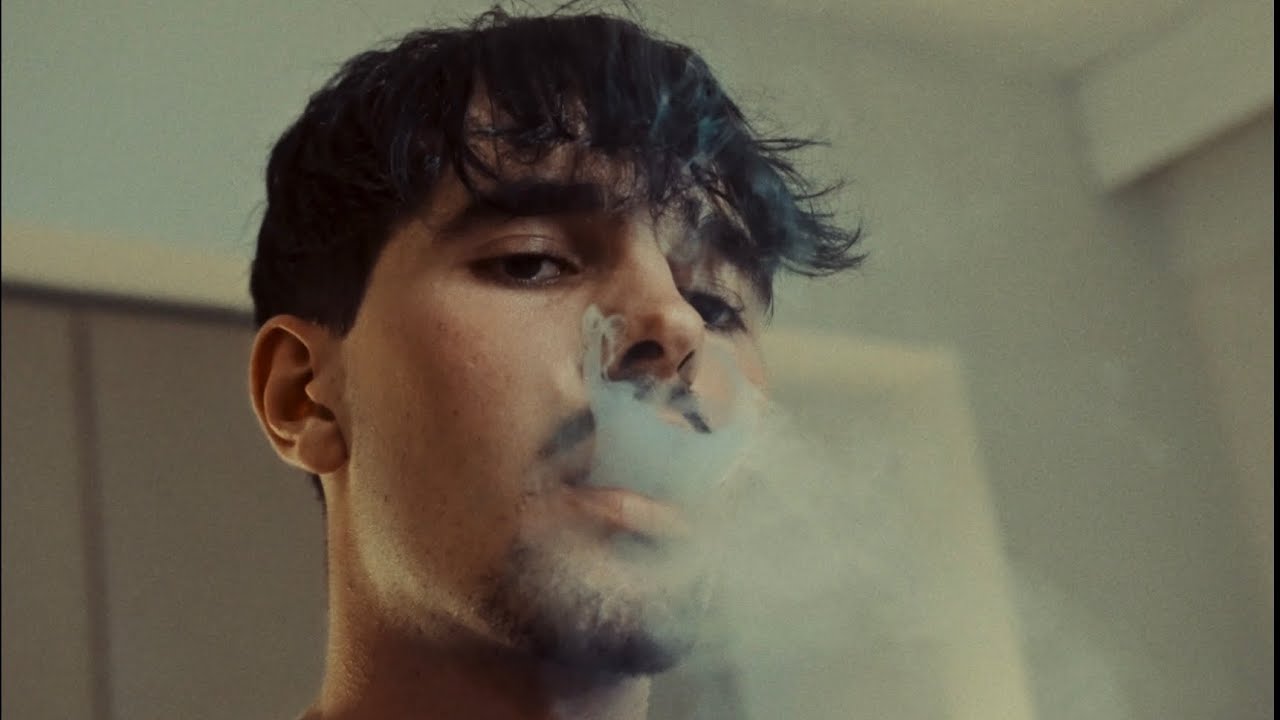 NERY - Weit weg (OFFICIAL VIDEO)
