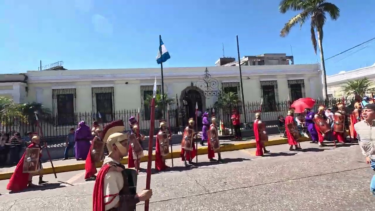 Jesús de La Justicia  de El Calvario por la 13 calle entre 3a y 2a Avenida. 1.03.2026
