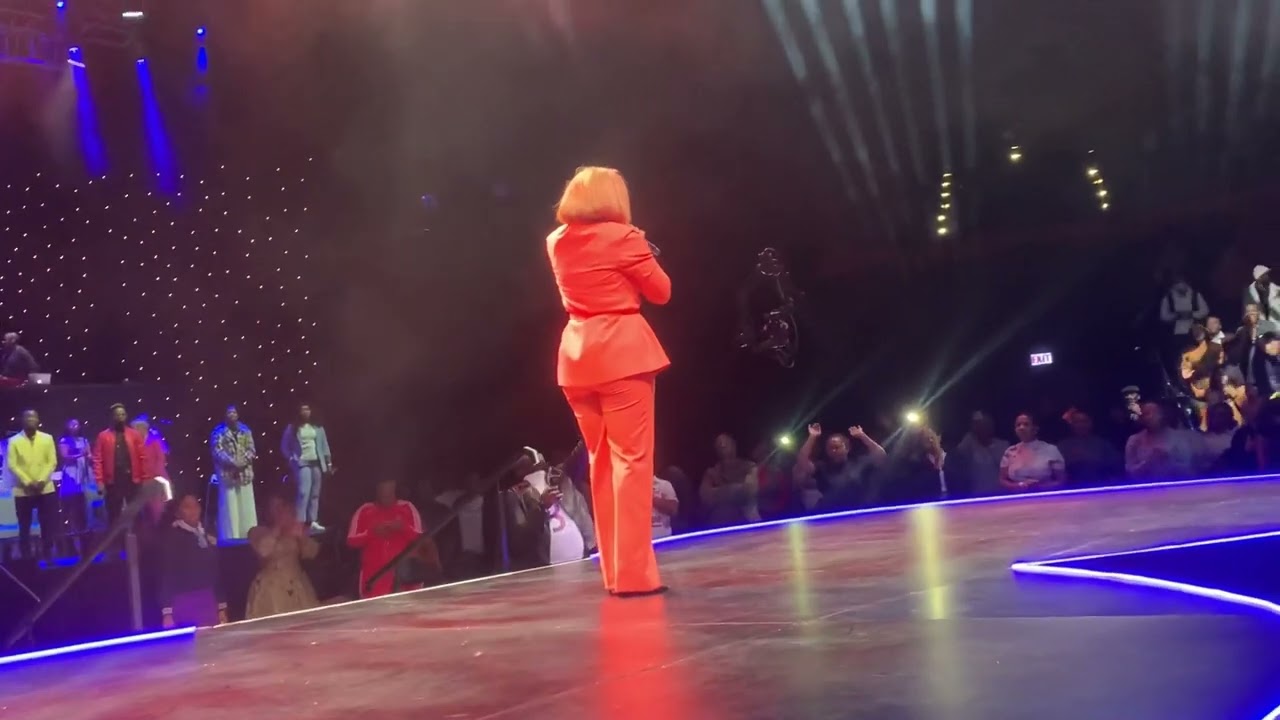 Mpumi Mtsweni Spirit of Praise 8