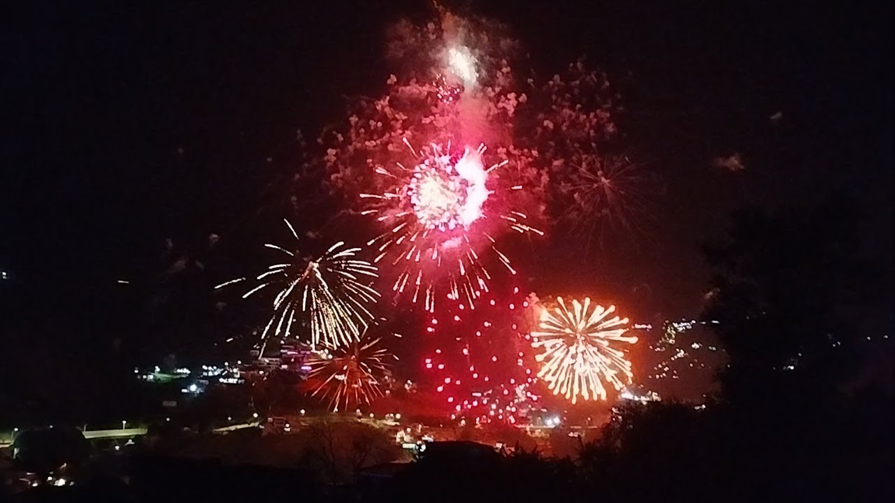Globos con pólvora / Alborada en Medellín 2024