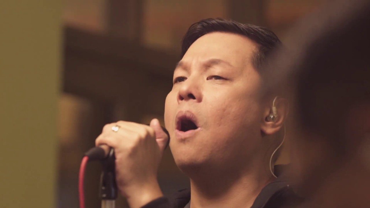 TOTOO - The Dawn Live 