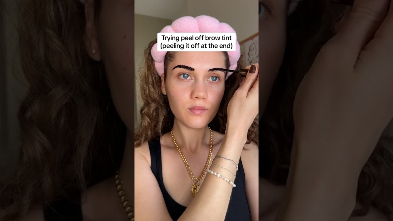 PEEL OFF BROW TINT😁 #beautyhacks #makeuphacks #skincare #browtint #browdye #naturalmakeup #thatgirl
