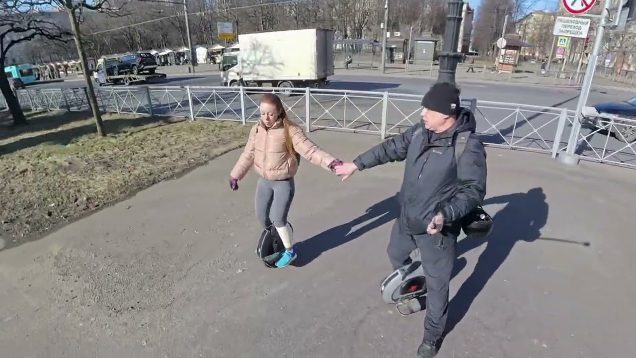 Татьяна. Обучение катанию на моноколесе. Моноколесо. Обучение.