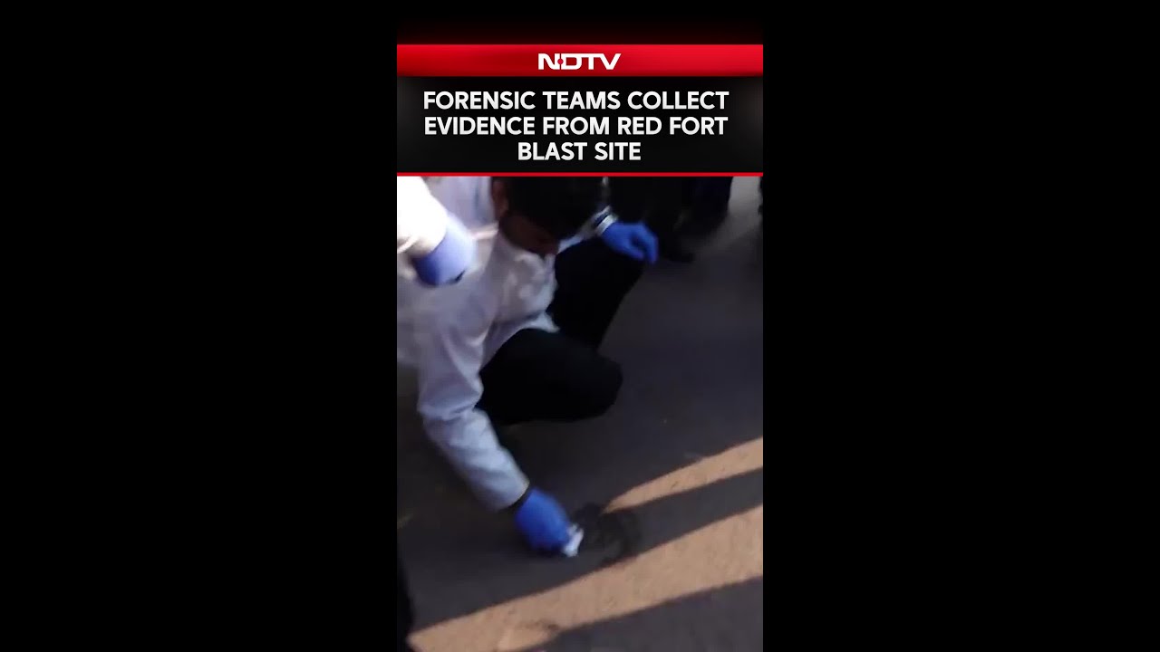 Delhi Blast | Forensic Teams Collect Evidence From Red Fort Blast Site