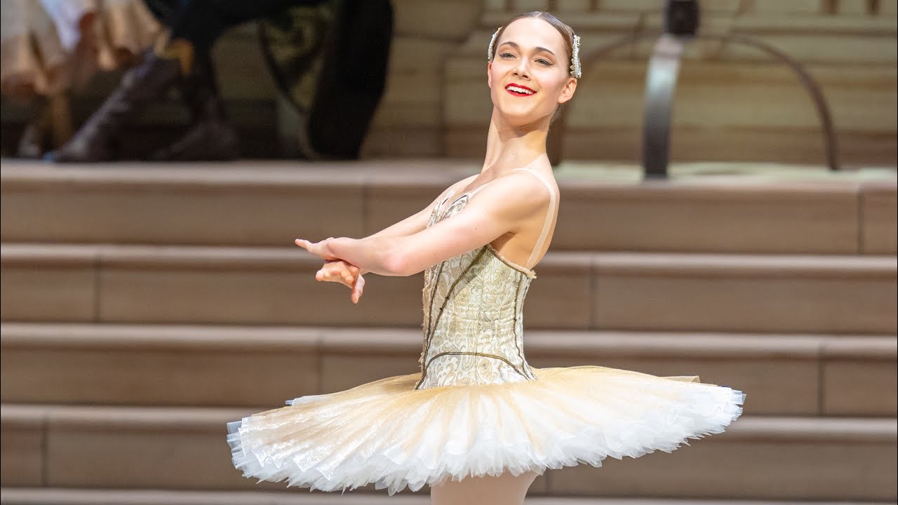 Chloë Réveillon, Raymonda, Grand pas Classique, soloist, December 2023