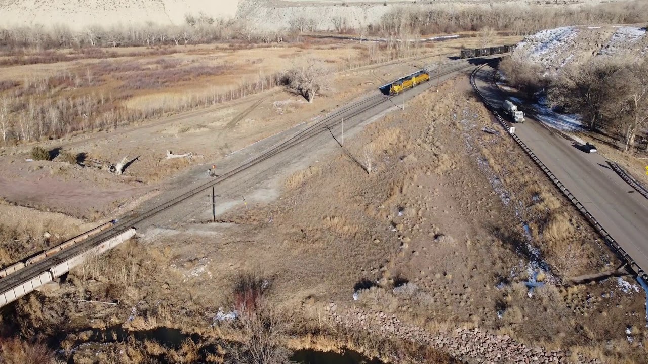 Oak Creek Grade and Locomotives at Portland   HD 1080p