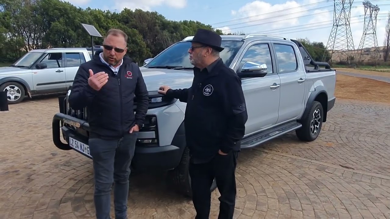 JAC T9  - Meeting a happy owner