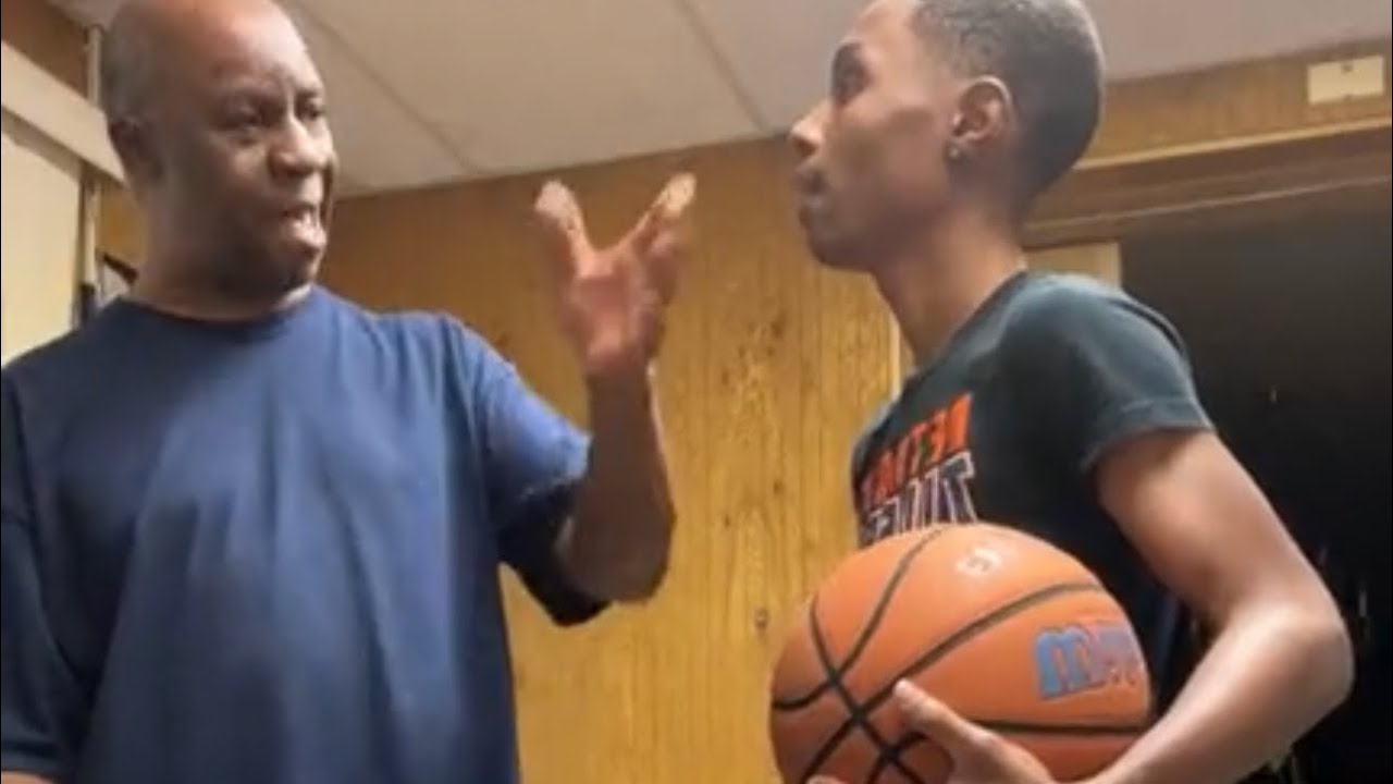 Учим дядю Говарда играть в баскетбол в прямом эфире
