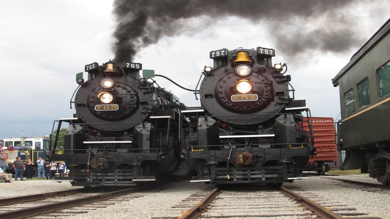 Nickel Plate Road 765 & 757 Berkshires in Bellevue 2021 (4K)
