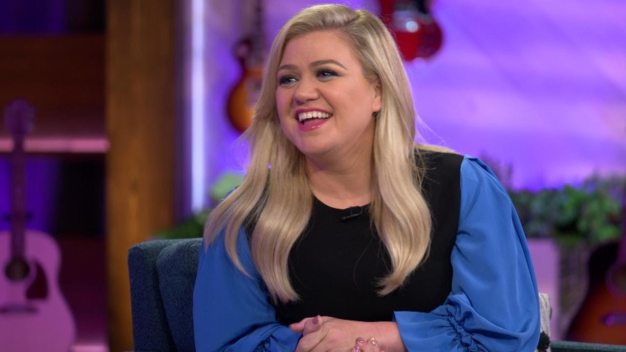 Kelly Clarkson Dishes On Her New Talk Show, Taylor Swift and MORE! (Full Interview)