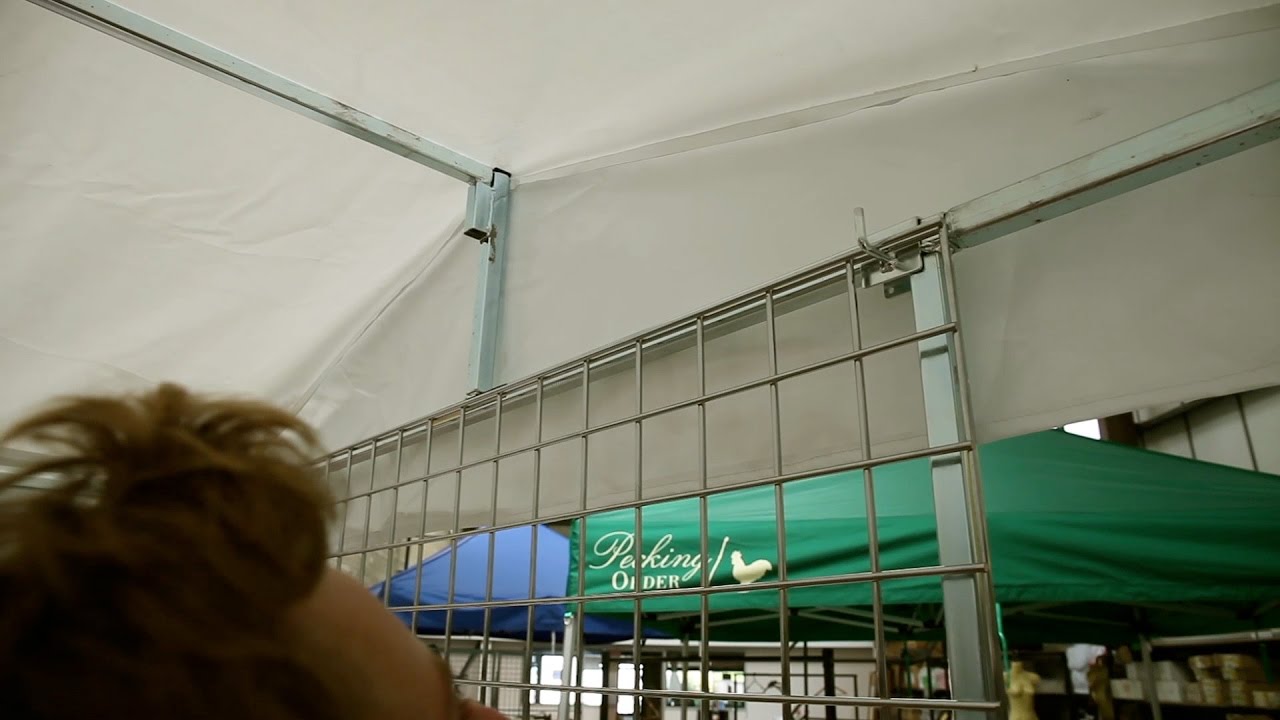 How to fix Gridwall Panels to a Market Stall