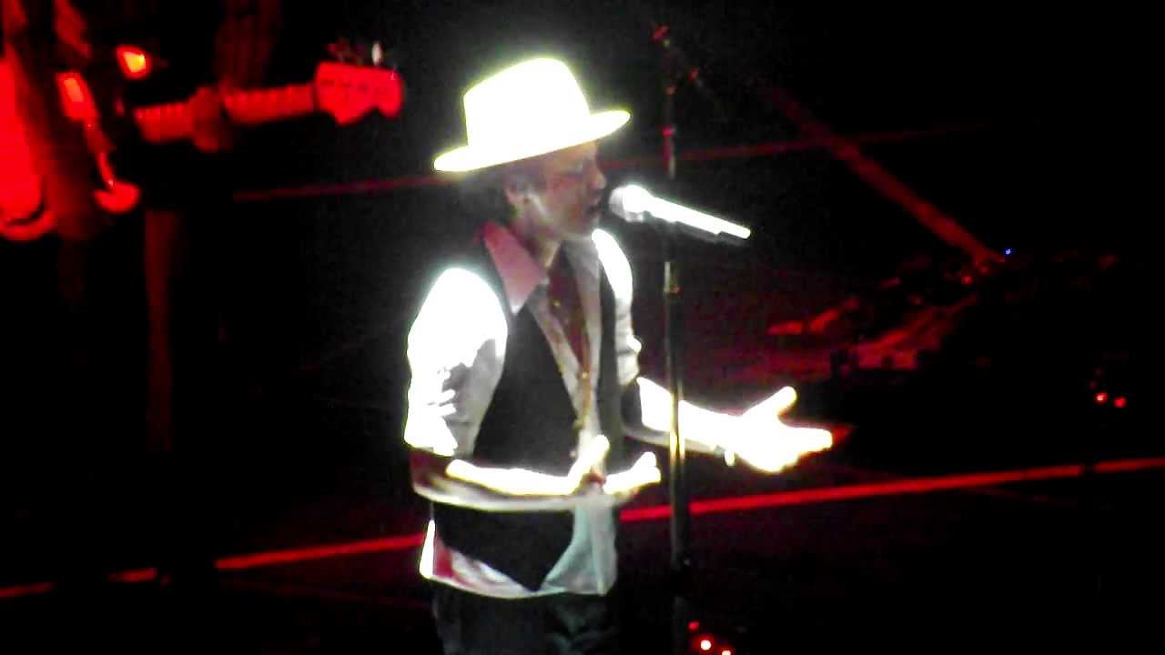 Bruno Mars | Manchester | Show Me/Our First Time & More | HD | LIVE 05.10.13
