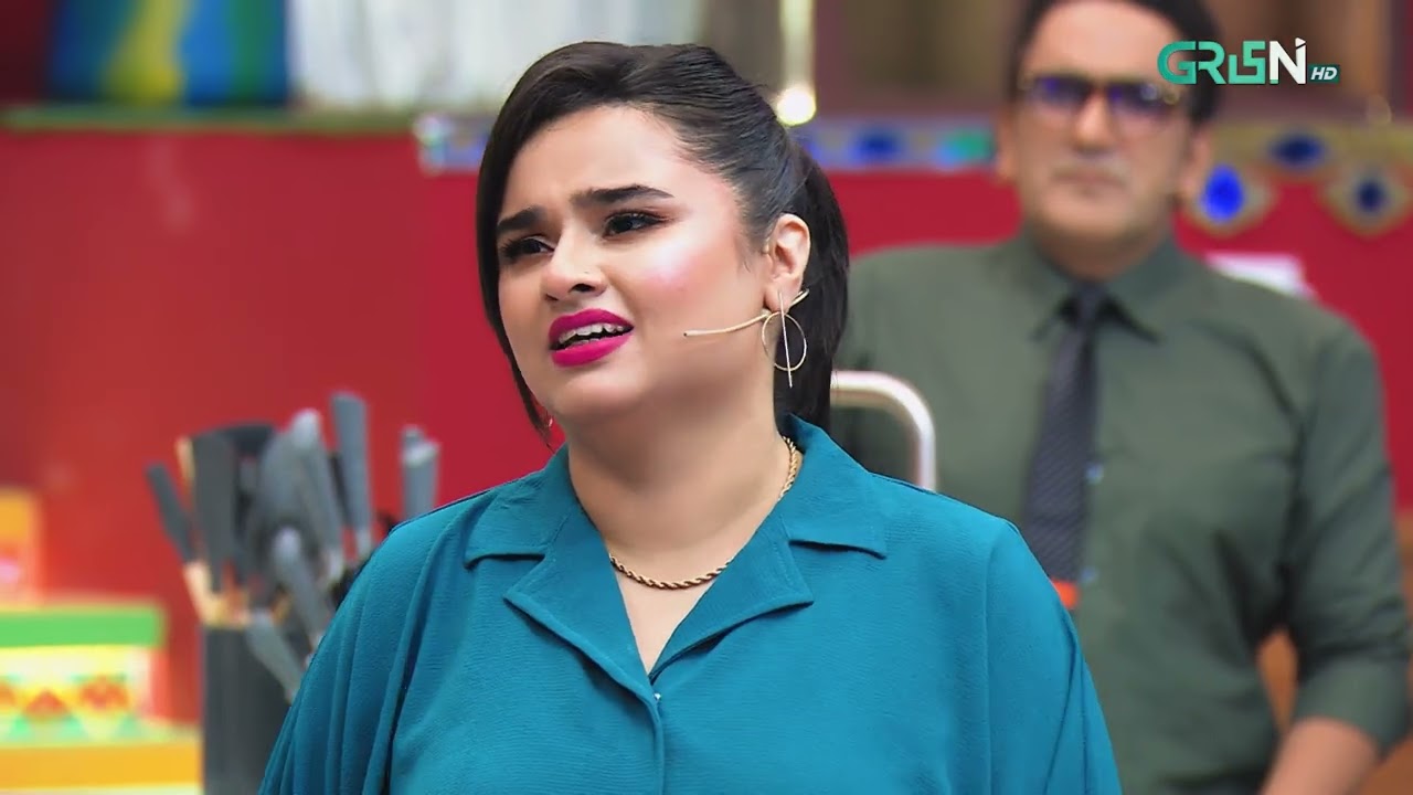 Chapli Kabab Burger Recipe 👨&zwj;🍳 Faiza Saleem - Chef Saadat | Kashmir Comedy Kitchen | Green TV