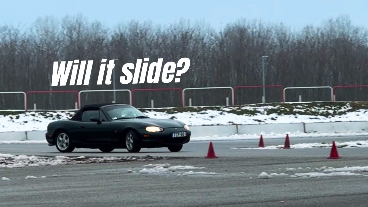 Mazda MX-5 NB 1.6 can't drift - Cold rainy track day
