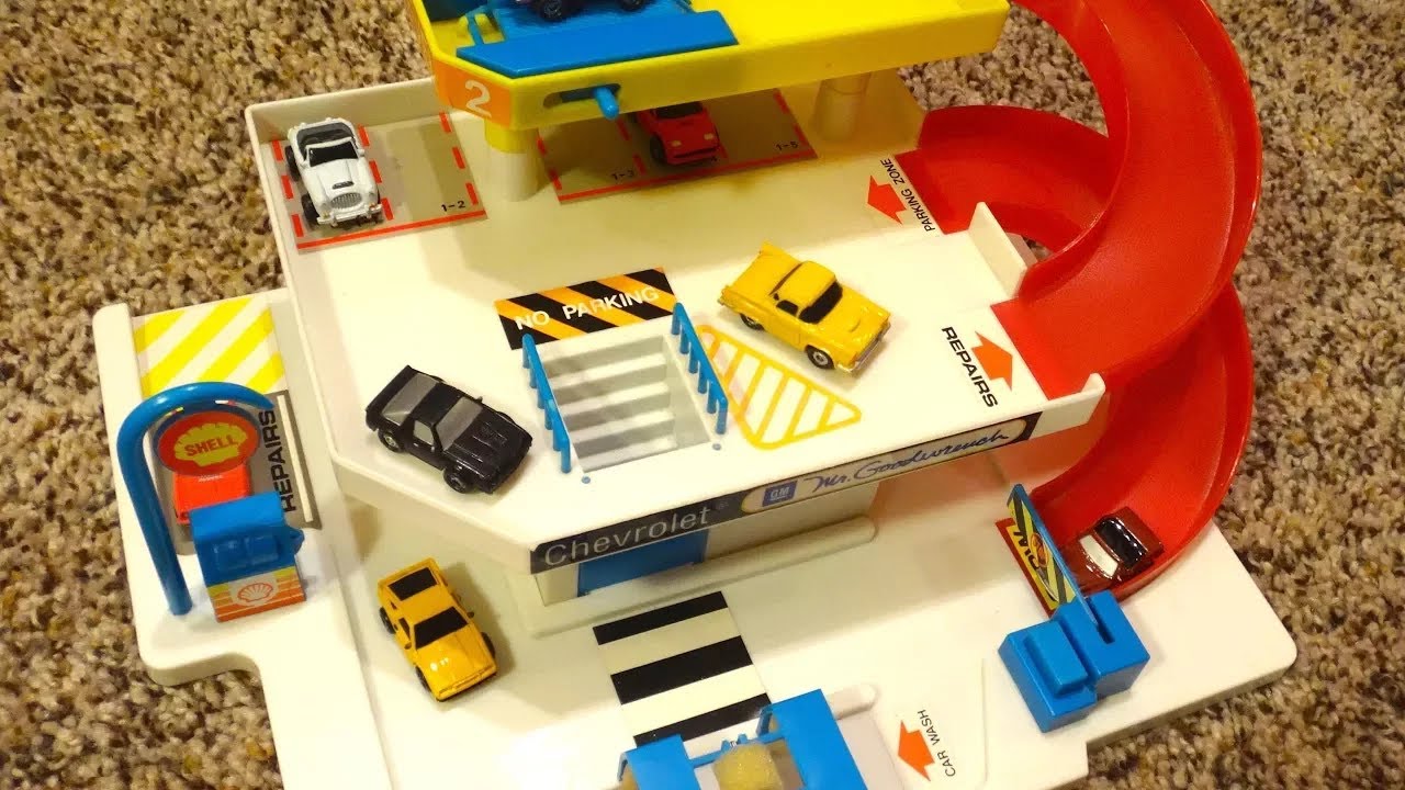 Micro Cars Mr. Goodwrench Auto Center Parking Garage Playset with Car Wash Gas Station Toy Review