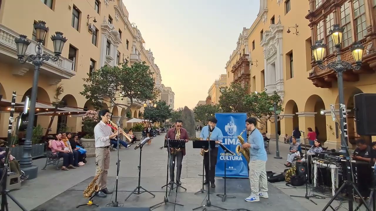 Cuarteto Saxture: saxofones en el Centro Histórico de Lima