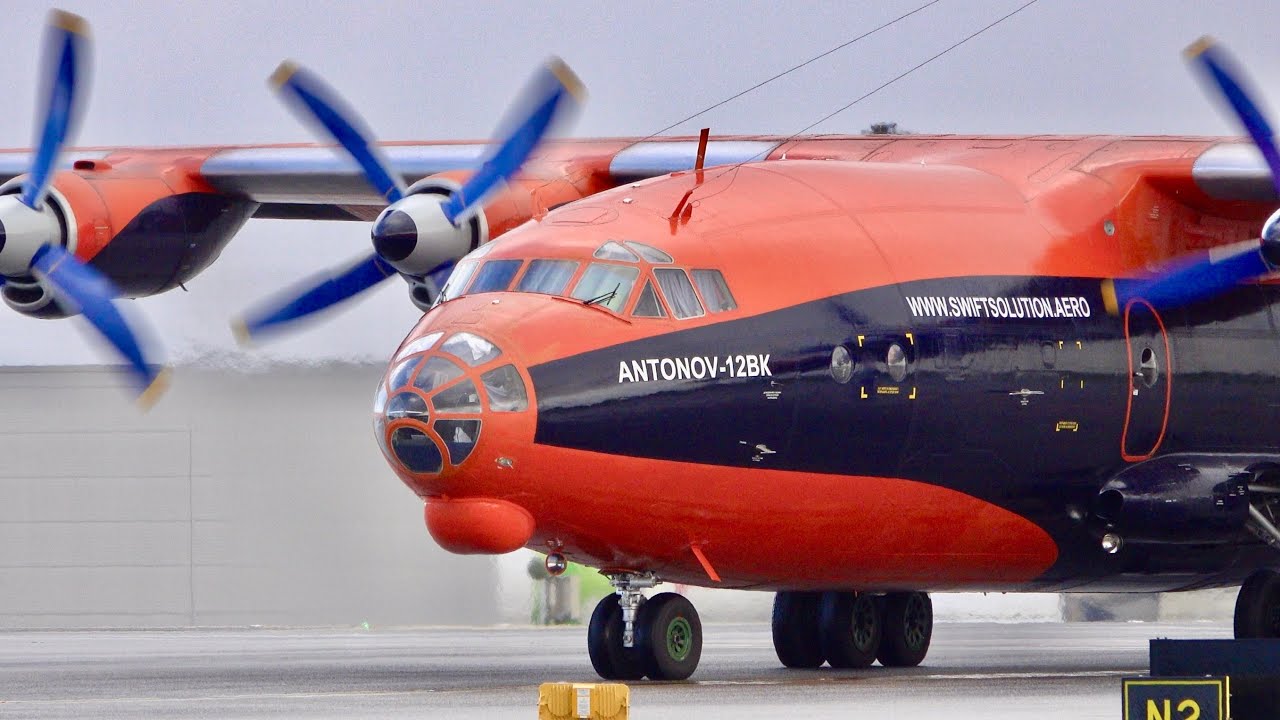 54 Years Old Antonov AN12 Loud and Smoky Takeoff at Lisbon Airport