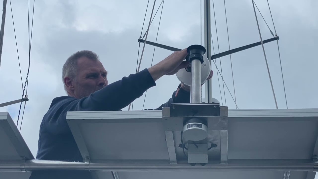 Installation af satellit telefon LT3100s GMDSS