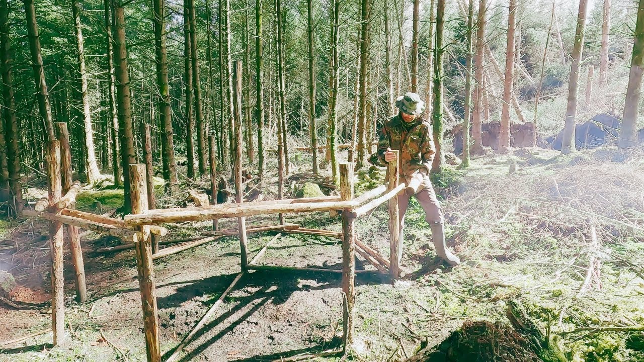 Horizontal Slotting for Log Walls | Bushcraft Dowel Joints | Hand Auger | Bushcraft Roundhouse PT3