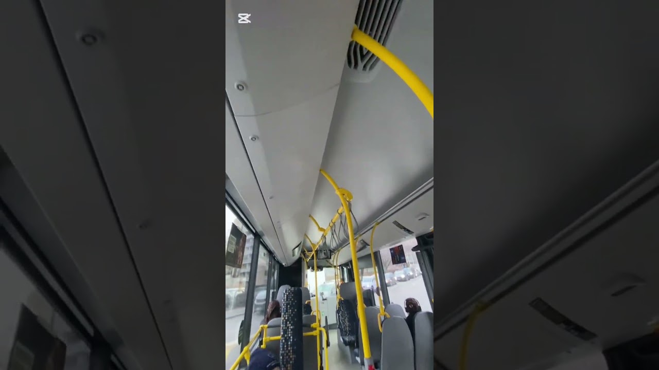 Bus 181 from Farsta strand to färnebogatan